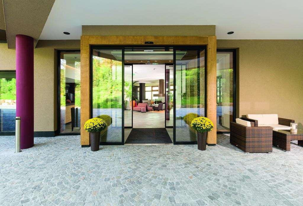 Achalm Hotel Ройтлинген Екстериор снимка